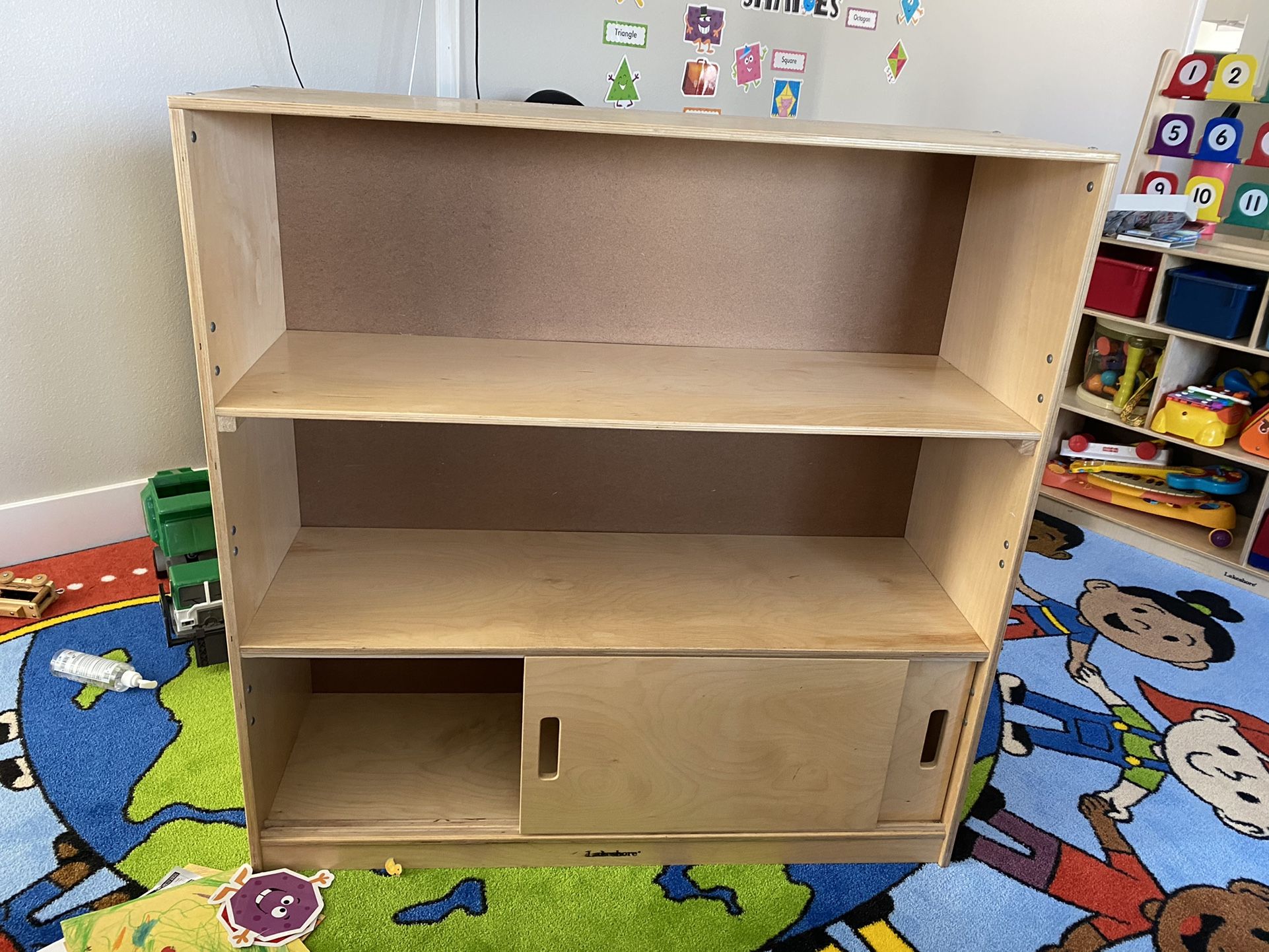 Lakeshore Bookshelf Or Toy Storage