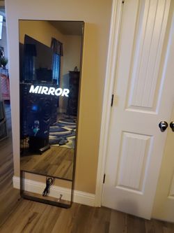 EXERCISE MIRROR