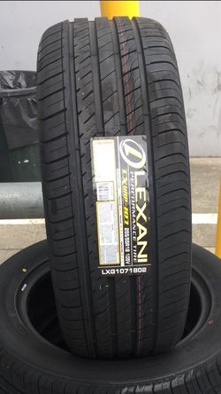 BRAND NEW 255/55/18 LEXANI LXUHP-107 TIRES!!!!!