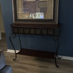 Sofa table / painting