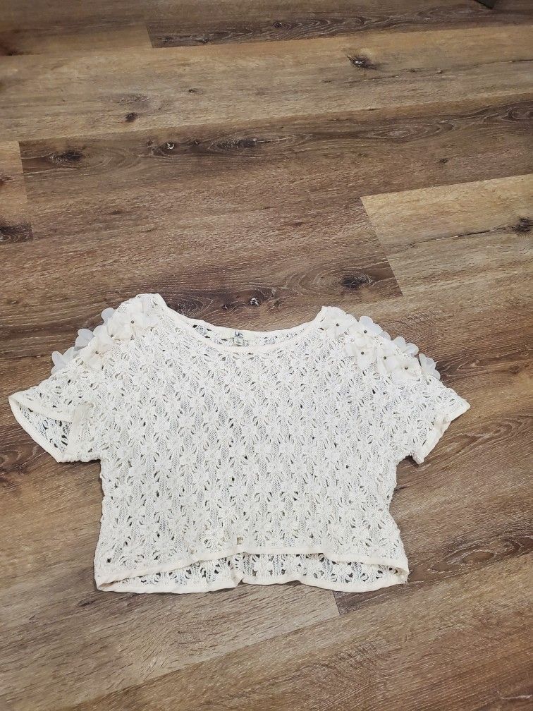 Ivory lace with flowers sz L