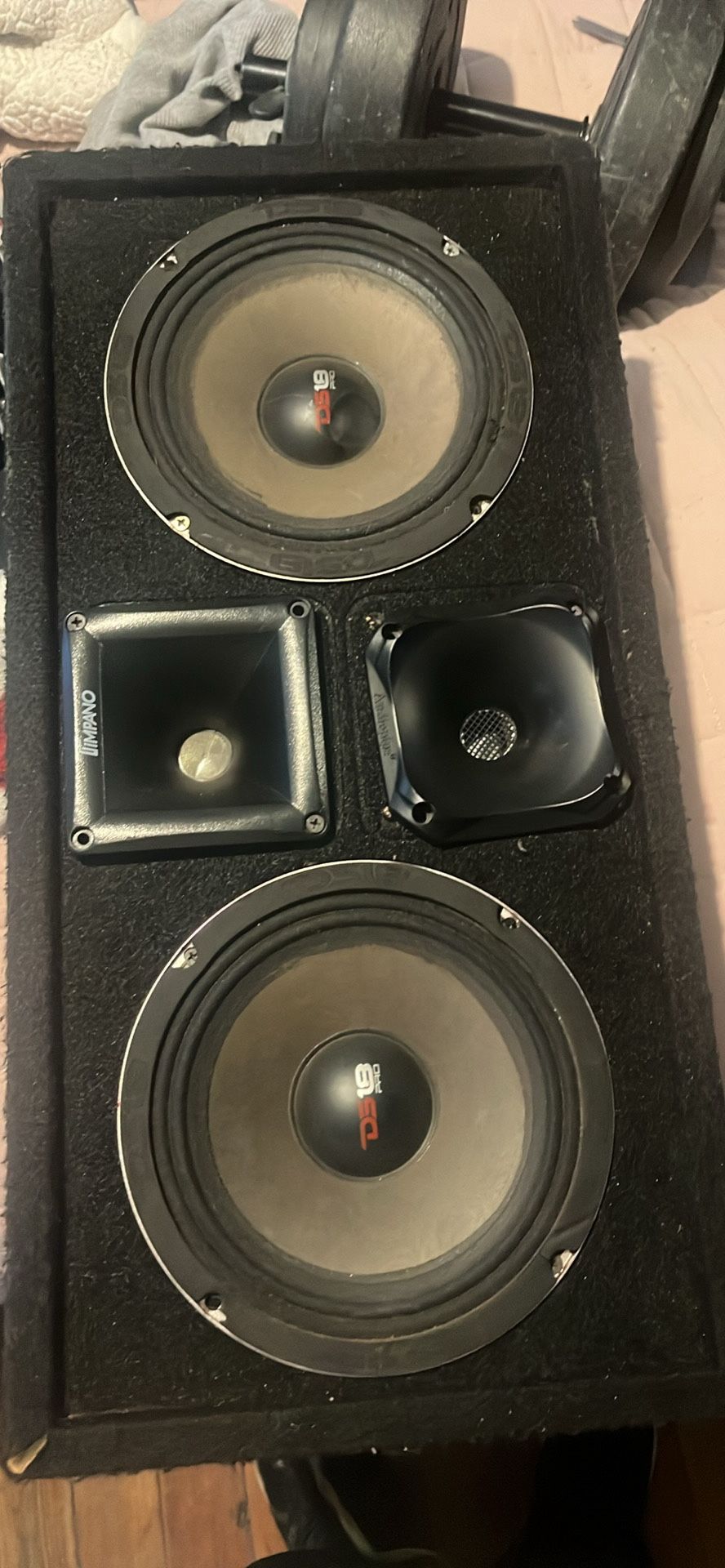 Voicebox Menace Audio "8"