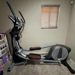 Pro-form Smart Strider 735 Elliptical 