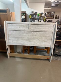 Head Board Queen Size