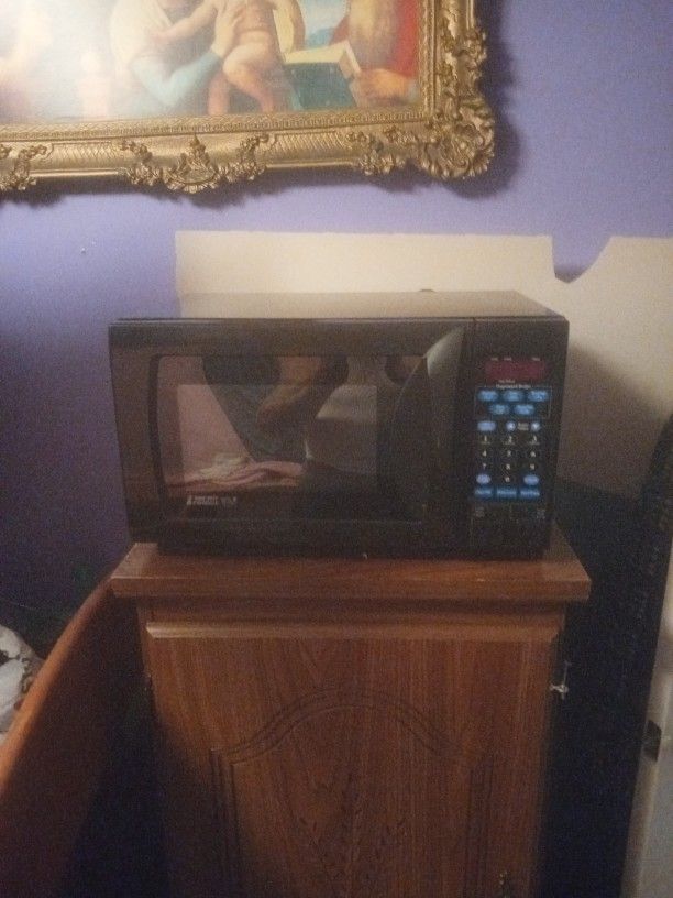 Really Nice Little Microwave Perfect Condition
