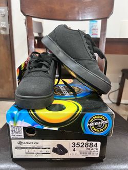 Heelys Pro 20 Wheeled Shoes