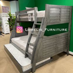 Twin/Full/Twin Grey Wooden Bunkbed W. Orthopedic Mattresses