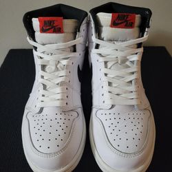 Air Jordan 1 Retro High OG White/Black, Size 8