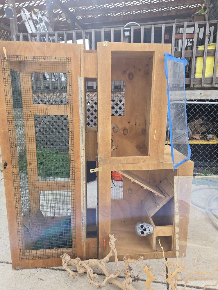 Bearded dragon cage