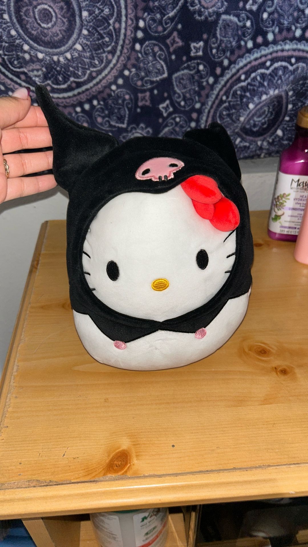 Hello Kitty Plushy