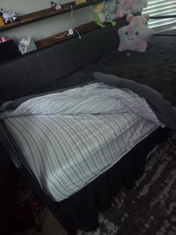 Twin bed mattress & twin frame