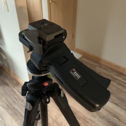 Manfrotto 322RC2 & 190XPROB Tripod & Ball Head