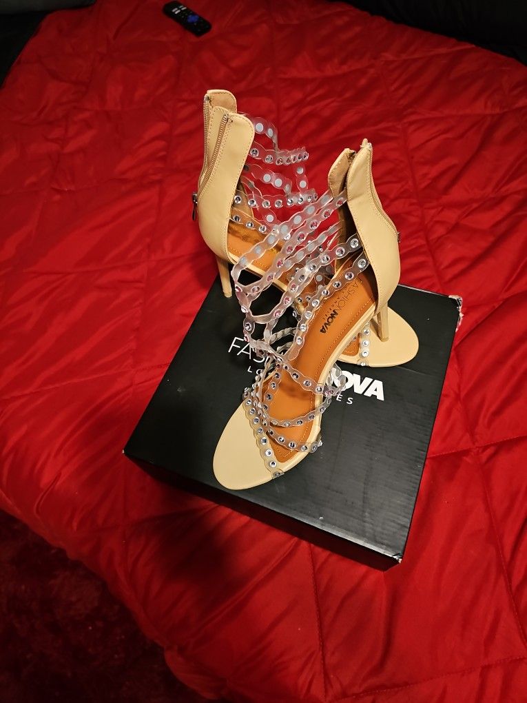 Fashion NOVA Heels