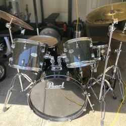 Pearl Drum Set / Kit