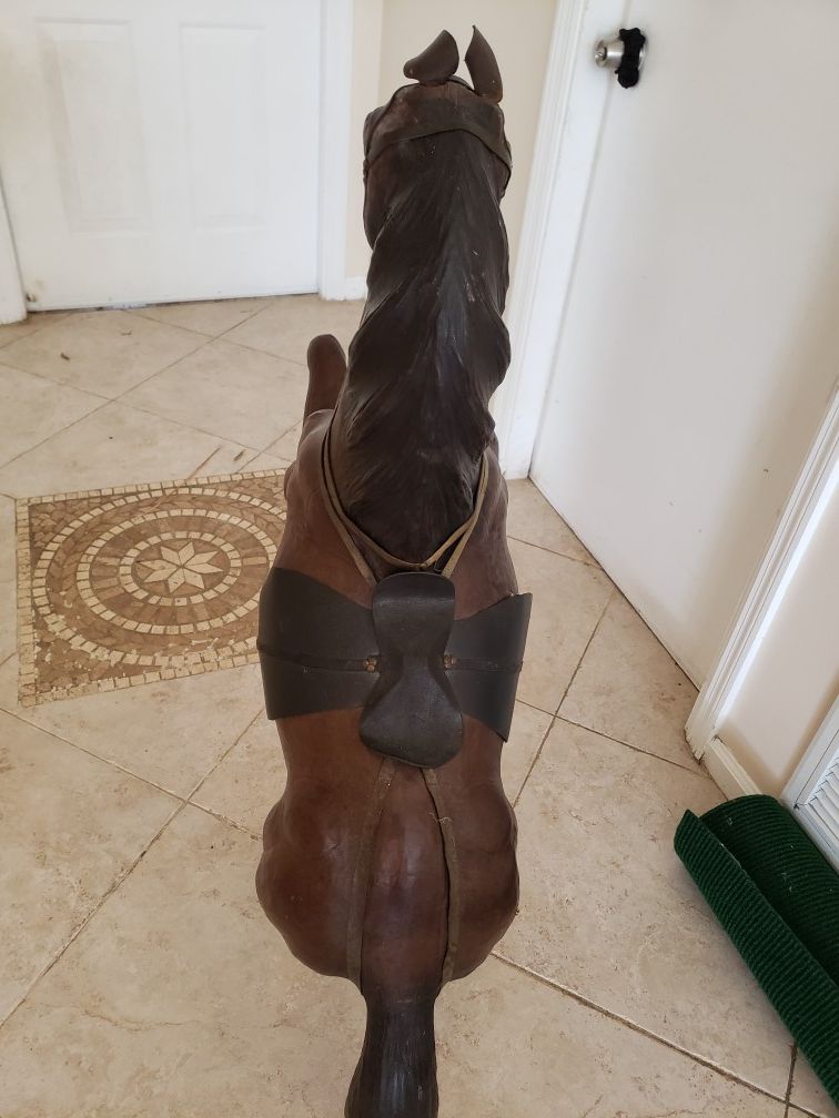 Horse rearing statue exquisitely detailed
