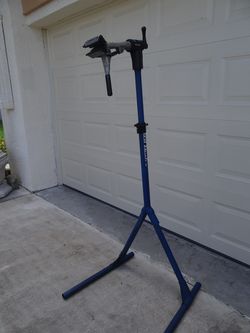 PARK TOOL PCS-4 PROFESSIONAL BIKE STAND