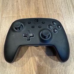 Nintendo Switch Pro Controller