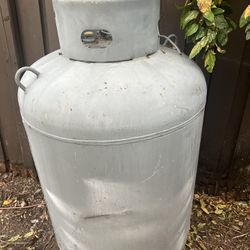100 Gallons Empty Propane Gas Tank