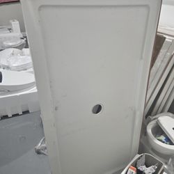 M-New Acrylic 60 in. L x 32 in. W Alcove Shower Pan Base in White with Center Drain