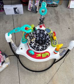 Baby bouncer