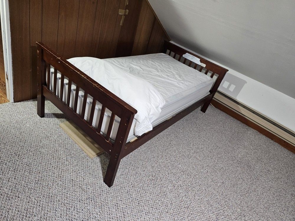 Twin Beds / Bunk beds