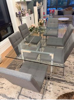 Dining table with Chairs