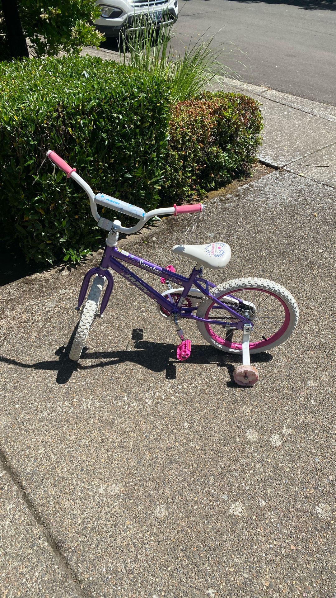 Huffy Bike With Training Wheels 