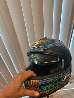 Motorcycle helmet (missing front plastic)