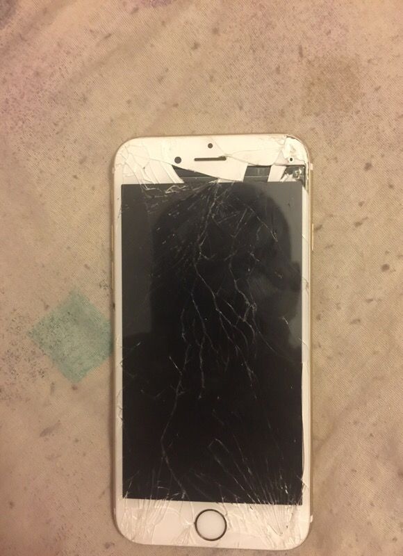 It works perfect just screen cracked iPhone 6s