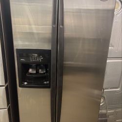 Whirlpool Side By Side Refrigerator 