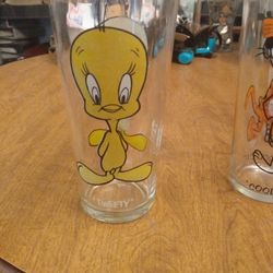 Looney Tunes Glass 