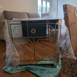 Z Gallery Side Table