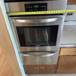 Frigidaire 24 Inch Stainless Steel Oven