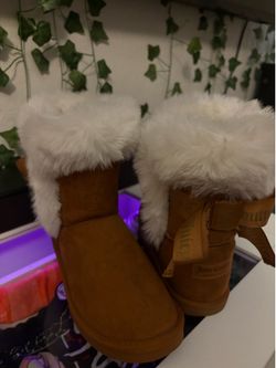 Juicy couture boots