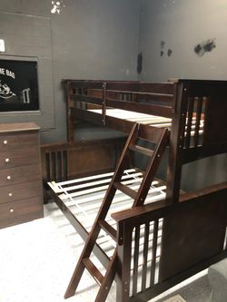 Twin full bunkbed solid Wood new in the box
