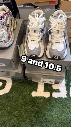 Balenciaga Track Size 9