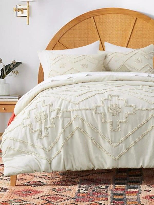 NEW Anthropologie Cream Boho Queen / King Size Tassel Comforter Blanket Bedding Sham Set