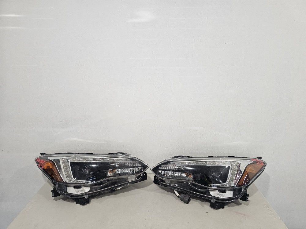 Subaru Impreza Crosstrek 2018 2019 2020 2021 2022 Left And Right Headlight Led