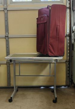 FREE DRAWING DESK