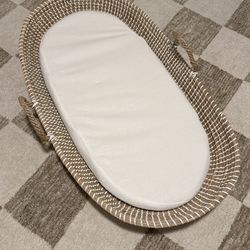 Seagrass Baby Changing Basket
