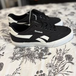 Reebok Canvas Shoes 