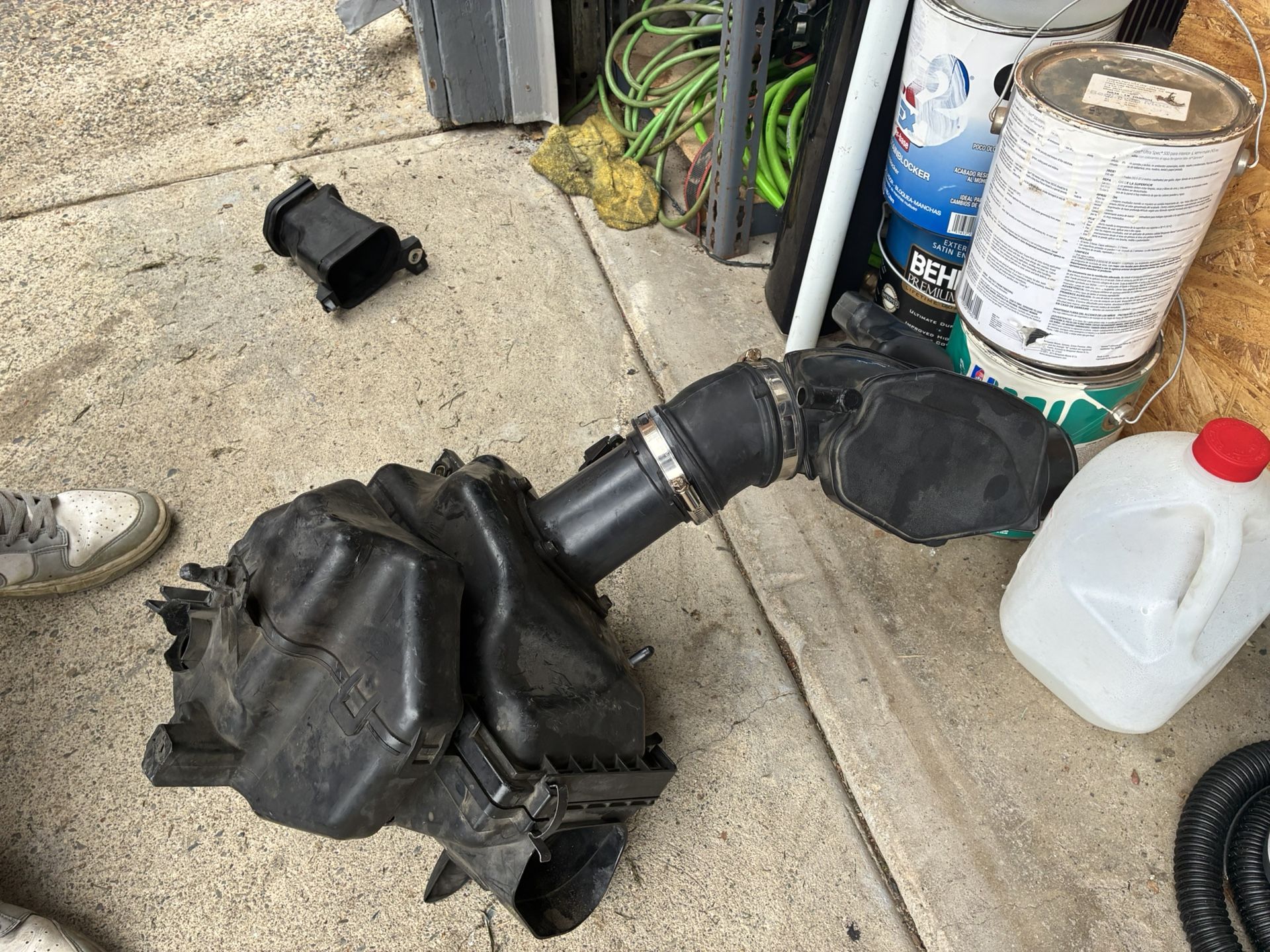 03-07 Infiniti G35 Air Intake