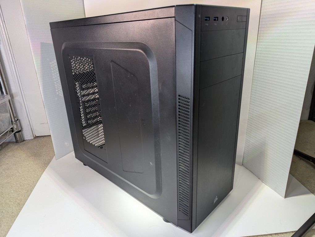 Corsair Carbide Series 200R ATX PC Case