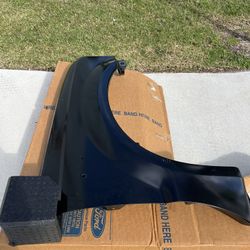 Ford. Super Duty, Passenger Front Fender.