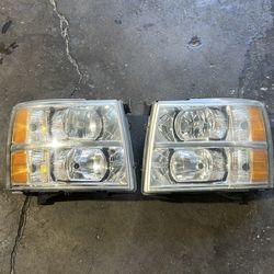 2007-2014 Chev Silverado Headlights