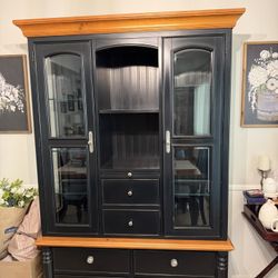 China Cabinet 