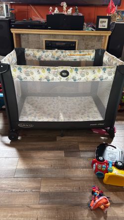 Playpen for baby’s