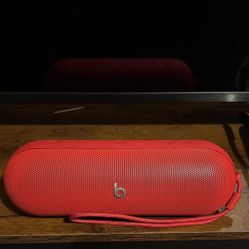 Beats Pill 