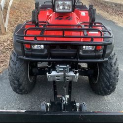 Honda Foreman 4x4 footshift with Warn synthetic winch & plow- 386 miles LIKE NEW! Please read ad!!⬇️