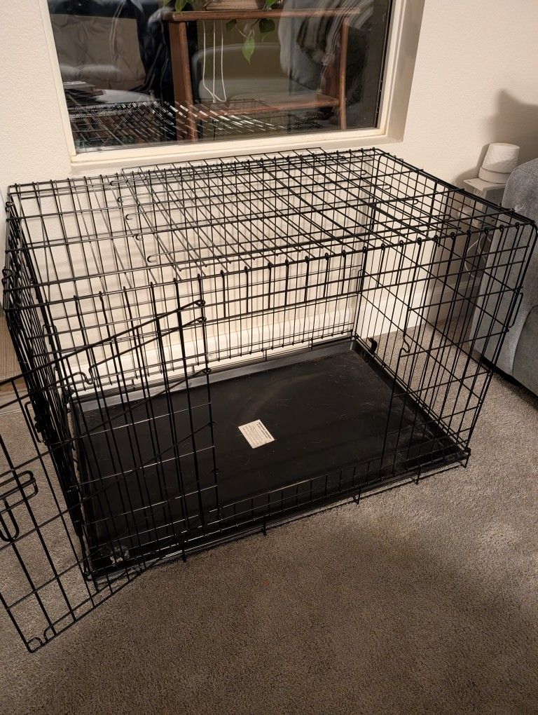 Dog Kennel Crate Training